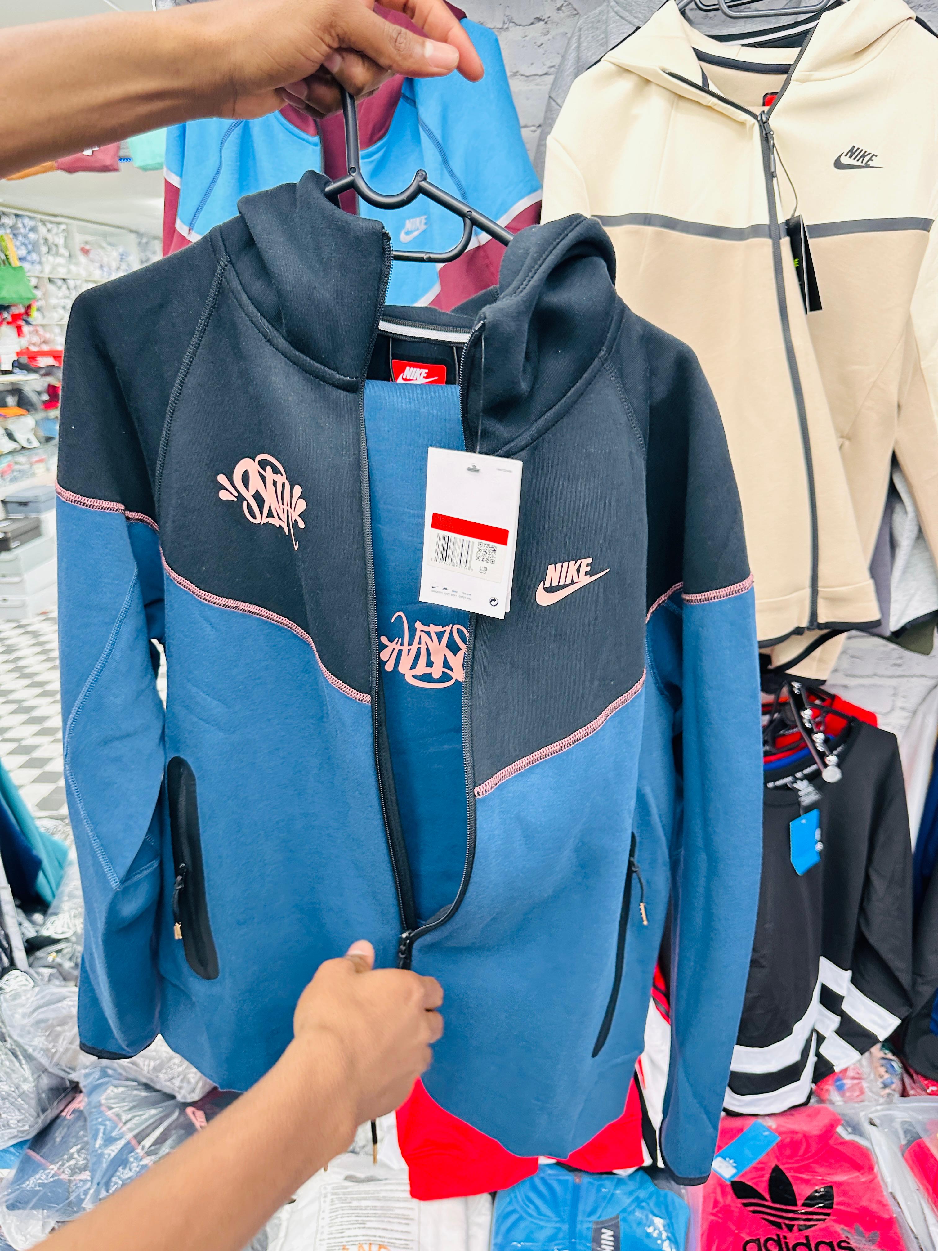 NIKE Tracksuit & pants