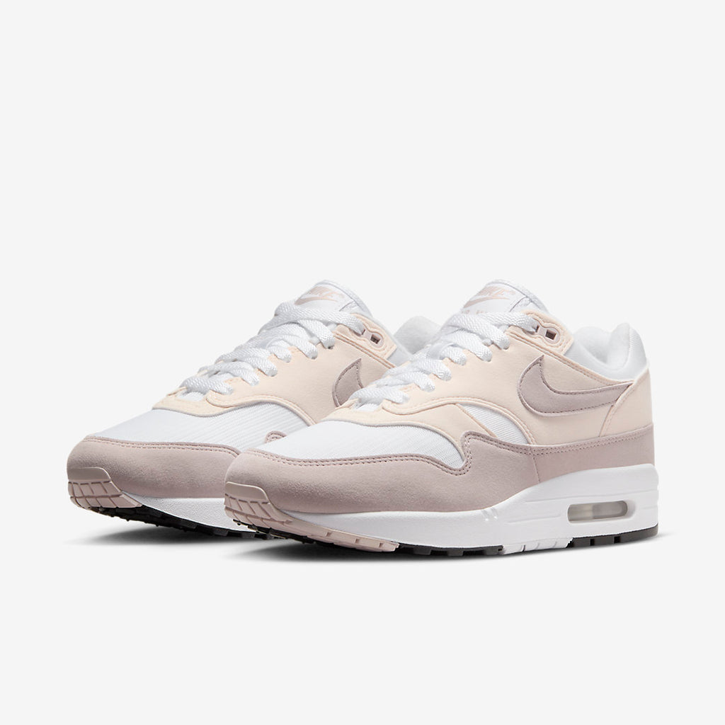 Nike Air Max 1 "Platinum Violet"