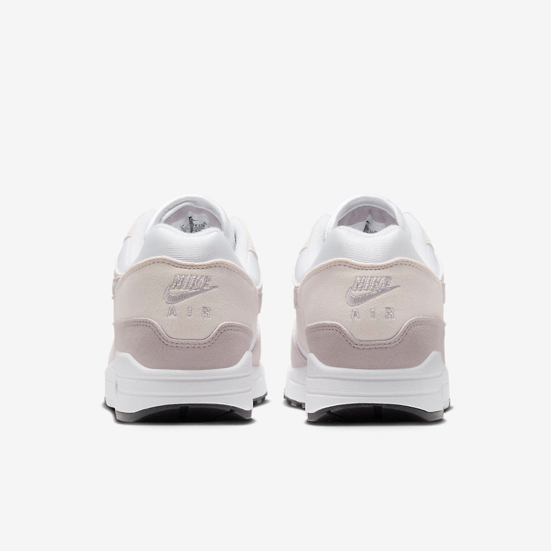 Nike Air Max 1 "Platinum Violet"