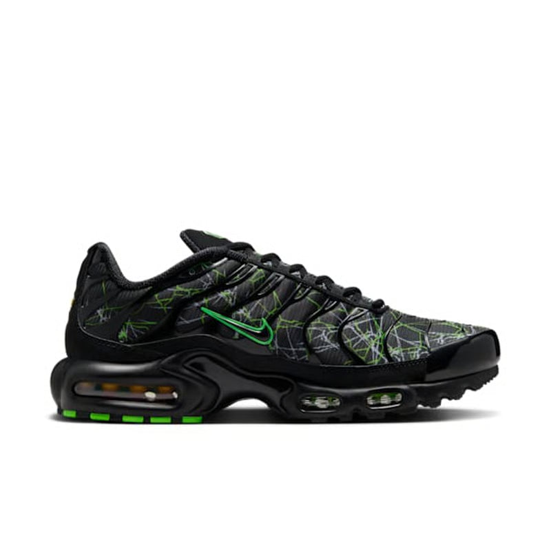 NIKE AIR MAX PLUS "SHATTERED GLASS"