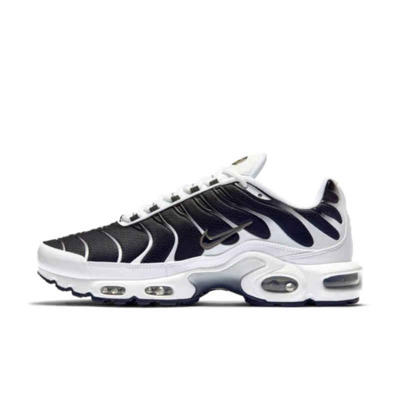 NIKE AIR MAX PLUS "BLACK & WHITE"