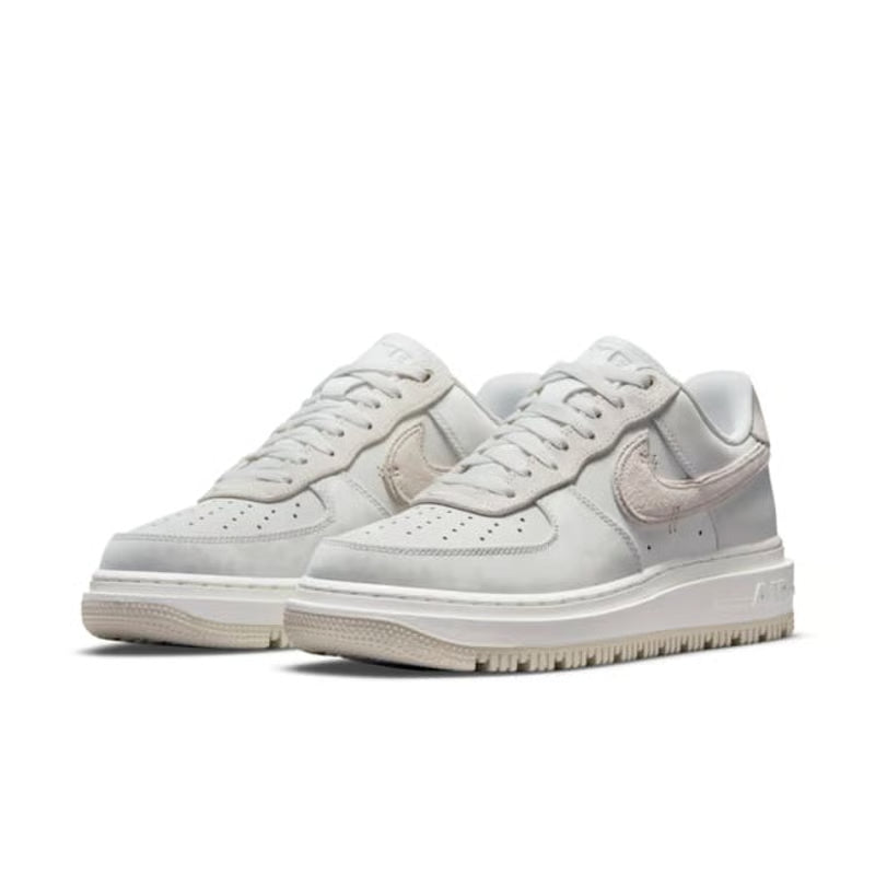 NIKE AIR FORCE 1 LUXE "SUMMIT WHITE"